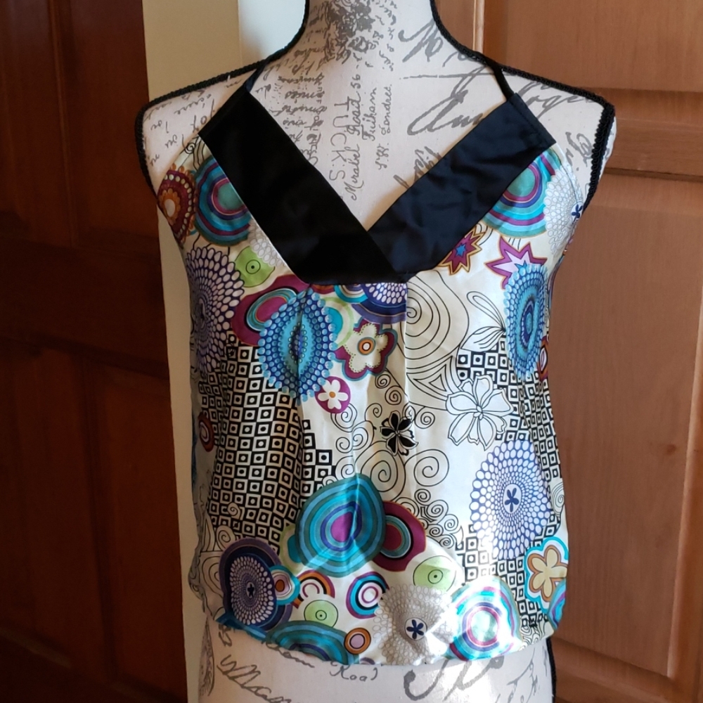 Single Sz Petite Sm 100% Silk Geometric V Neck Halter Cream Bubble Top NWT